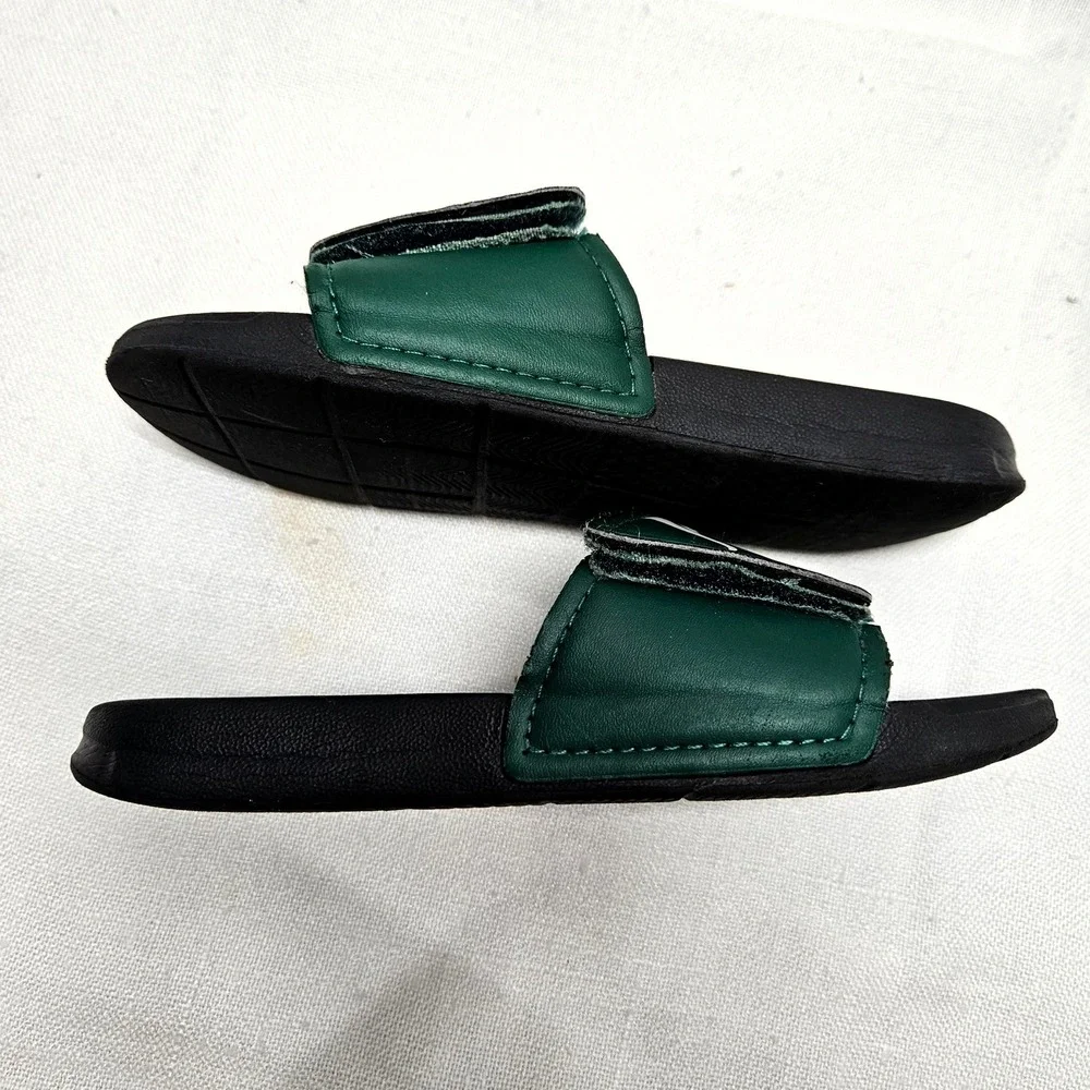 Michigan State Spartans Slides Adult Small Green White Spartan Helmet‎ Sandals